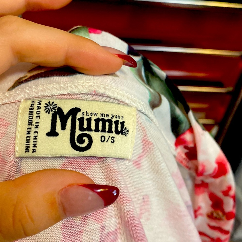 Pink white and green floral robe size 0/S